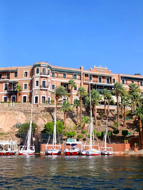 Best Time of Year for a Nile River Cruise (Month-by-Month Guide)