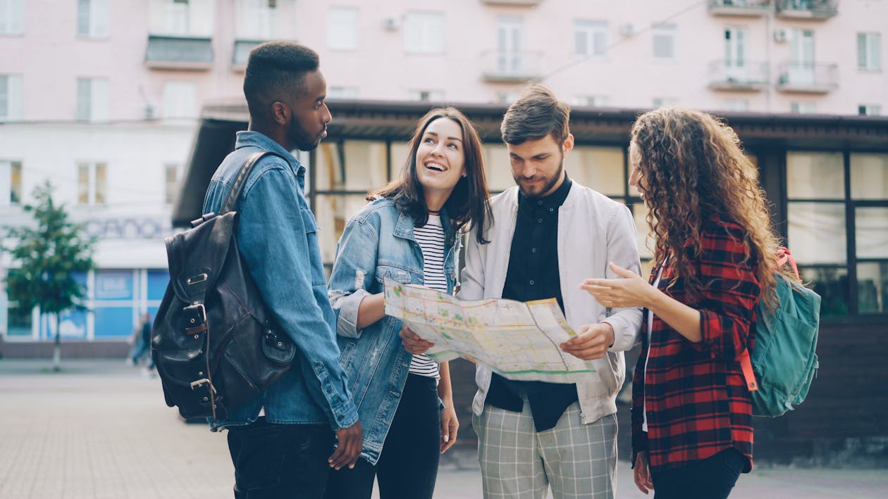 How Group Tours Work: Sizes, Costs, and What to Actually Expect