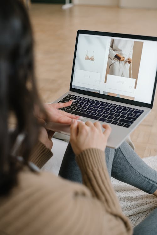 How Tour Marketplaces Work: A Complete Guide for Travelers (2026)