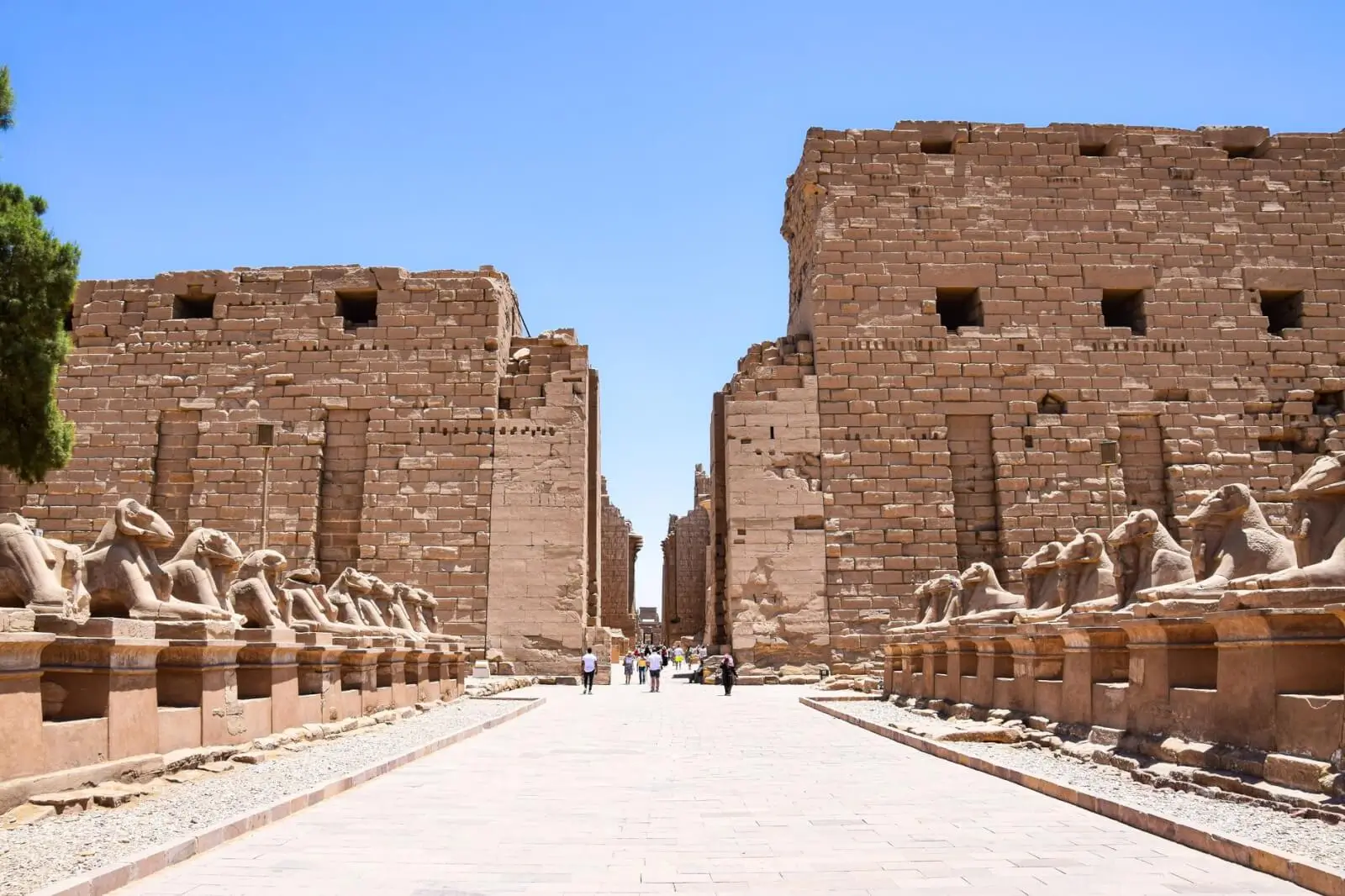 Best Time to Visit Egypt: Seasons, Crowds, and How to Plan Your Trip ToursZoom Karnak Temple Egypt at golden hour with few visitors