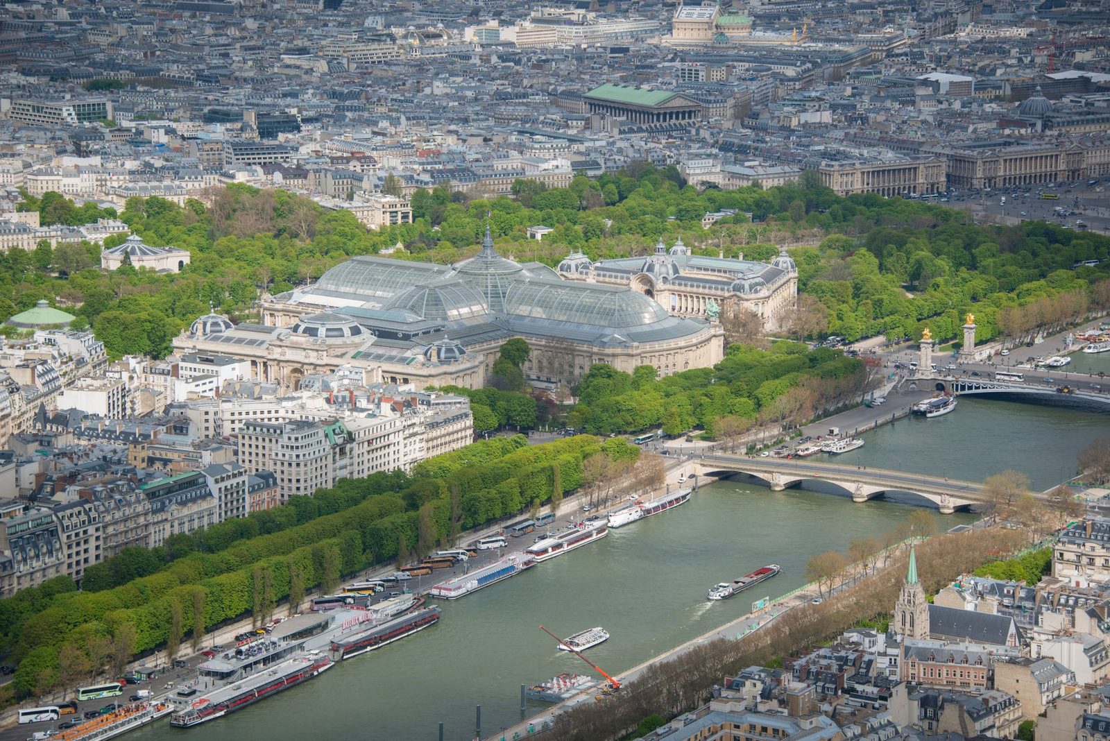 Seine River Cruises Guide: Paris to Normandy
