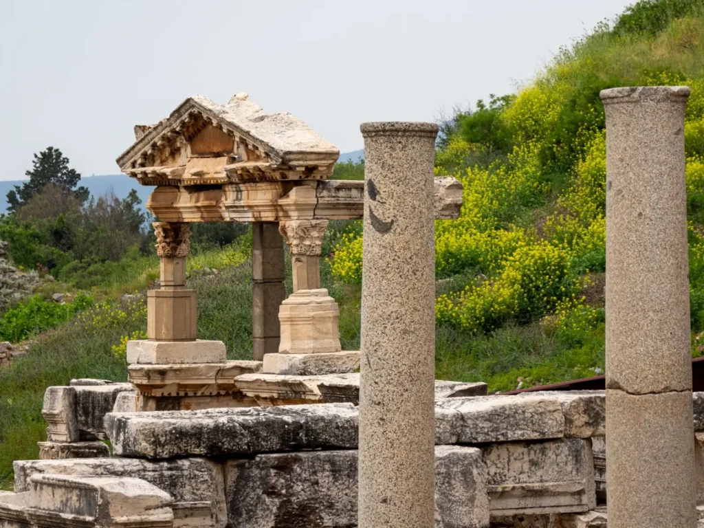 Turkey tours in April: Spring culture routes and Cappadocia comfort ToursZoom Springtime in Ephesus, with greenery and historical ruins