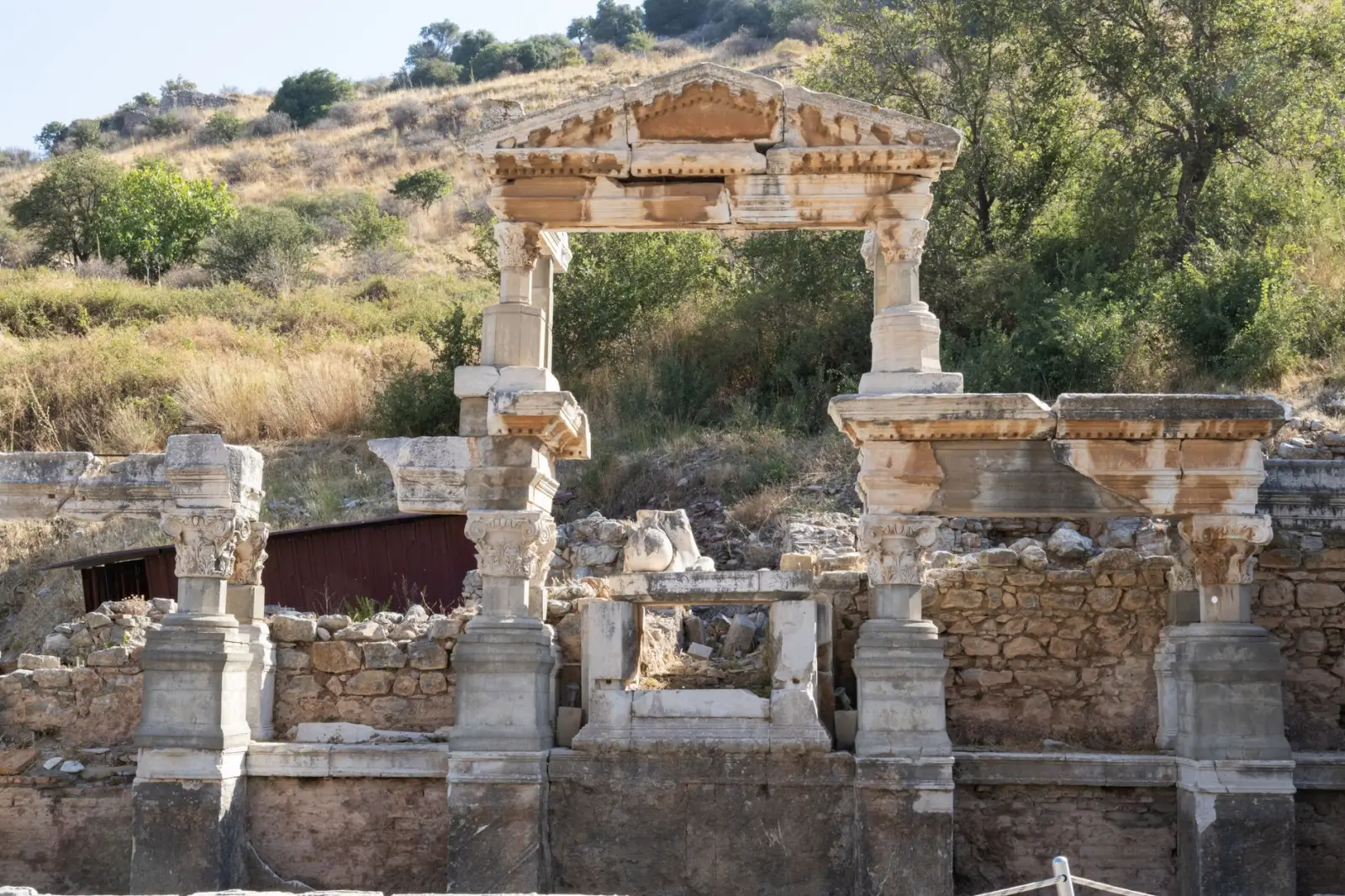 Turkey tours in October: Autumn cultural touring and Cappadocia scenery ToursZoom The ancient ruins of Ephesus bathed in the warm light of an autumn afternoon